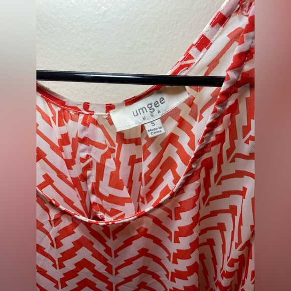 ✨2 For $6 Umgee Sheer Tank Top Size Small #B1 - Picture 3 of 6
